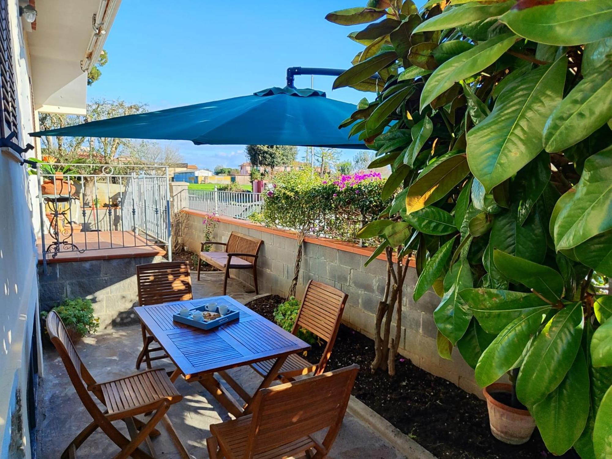 A Casa Di Gina Rosignano Solvay Exterior foto